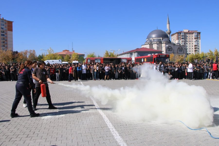 Gerçeğini Aratmayan Tatbikat