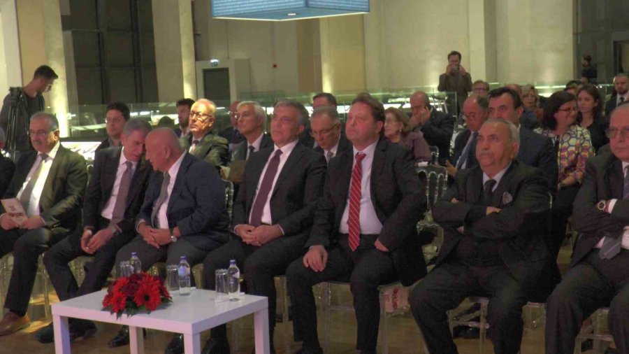 11. Cumhurbaşkanı Abdullah Gül, Kayseri’de ‘cumhuriyet’in 100. Yılı Resepsiyonu’na Katıldı