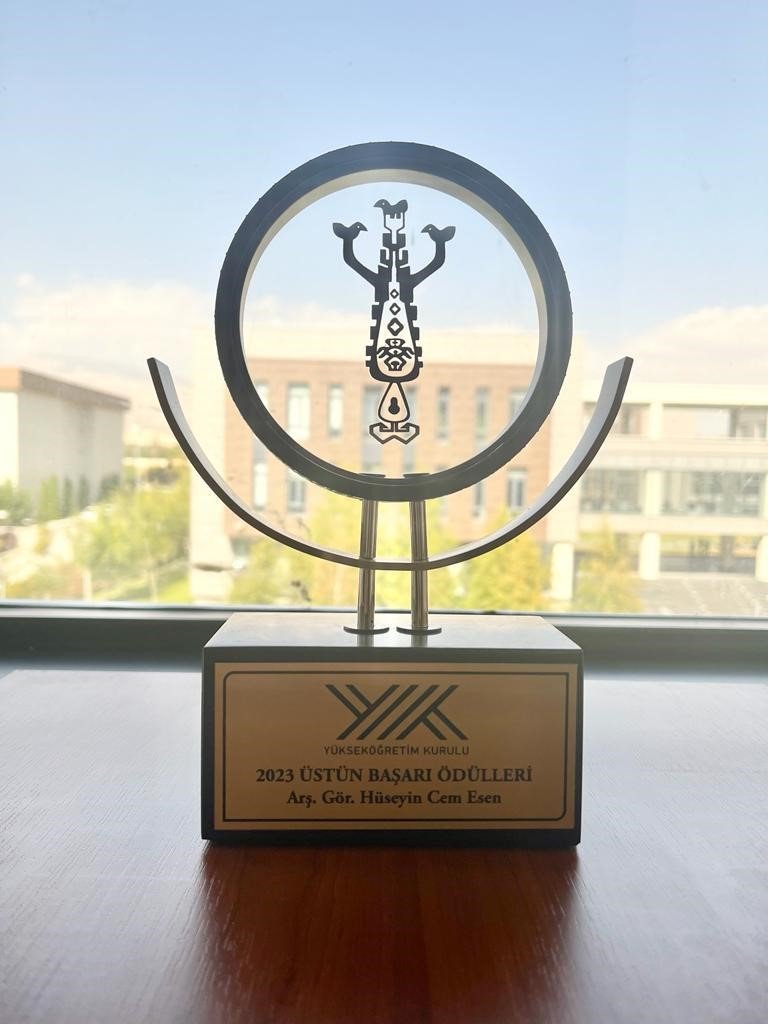 Ömer Halisdemir Üniversitesi’ne Yök Üstün Başarı Ödülü