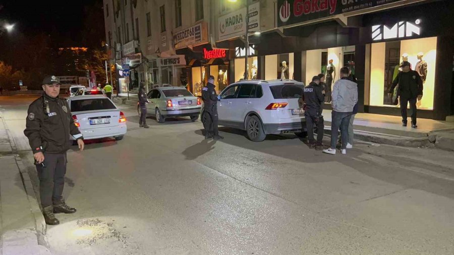 Aksaray’da Aranan 6 Şüpheli Uygulamalarda Yakalandı