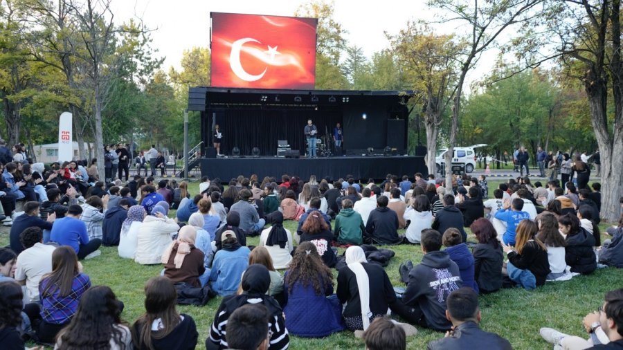Agü’de Geleneksel Güz Festivali
