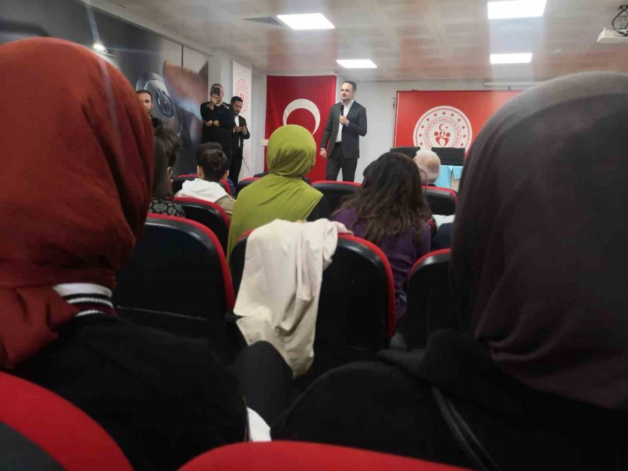 Bakan Yardımcısı Eminoğlu: "amatör Ligden Süper Lige Çıkmış Bir Türkiye Var"