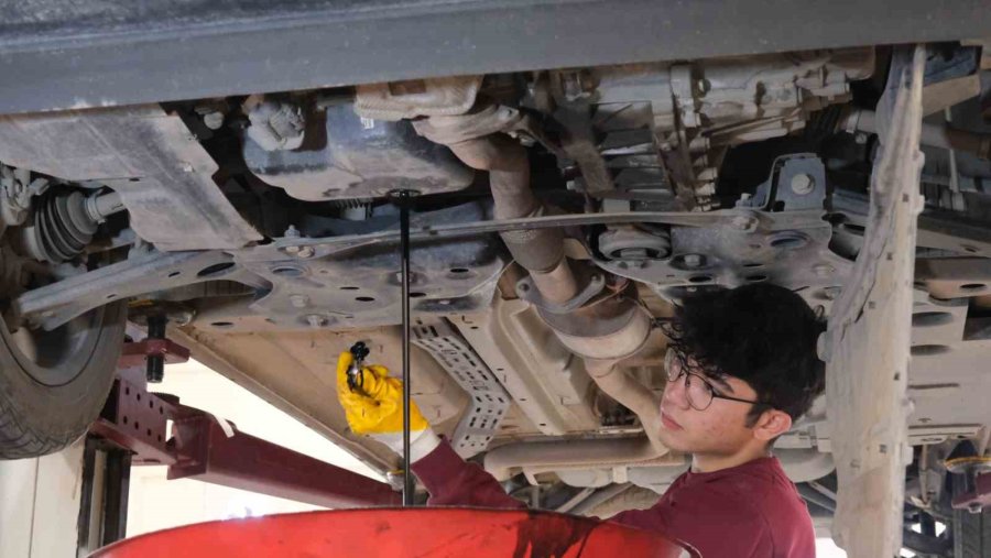 Araç Sahiplerine Kışlık Bakım Uyarısı