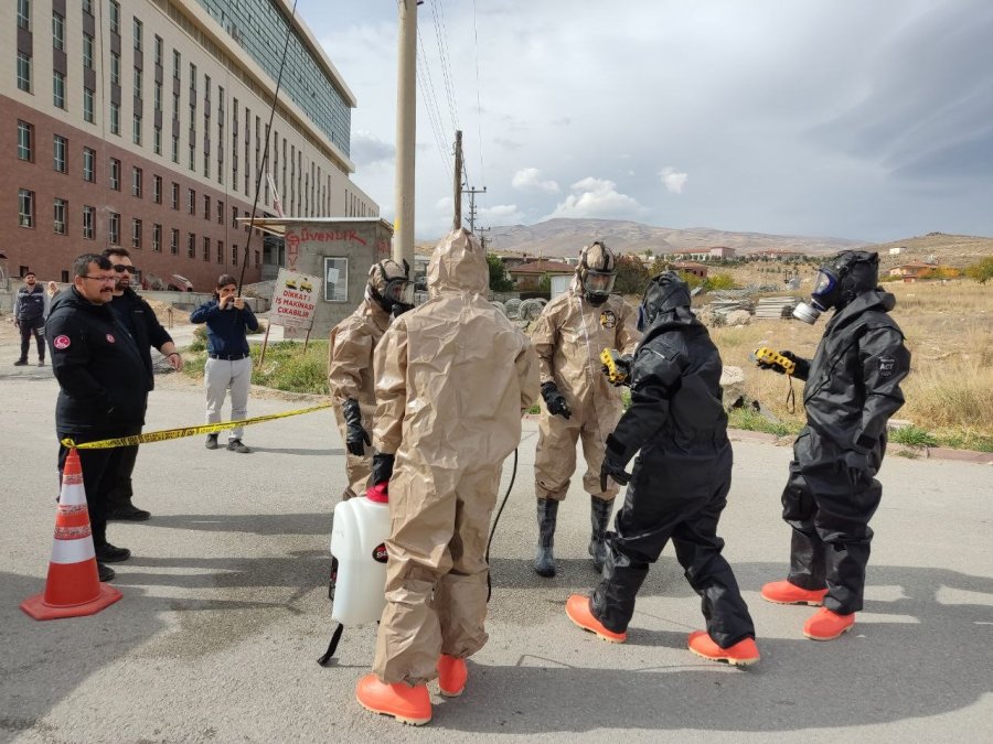 Niğde’de Yapılan Kbrn Tatbikatı Gerçeğini Aratmadı
