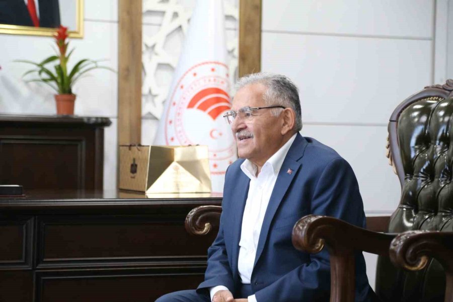 Başkan Büyükkılıç’tan İl Tarım Ve Orman Müdürü Saklav’a Hayırlı Olsun Ziyareti