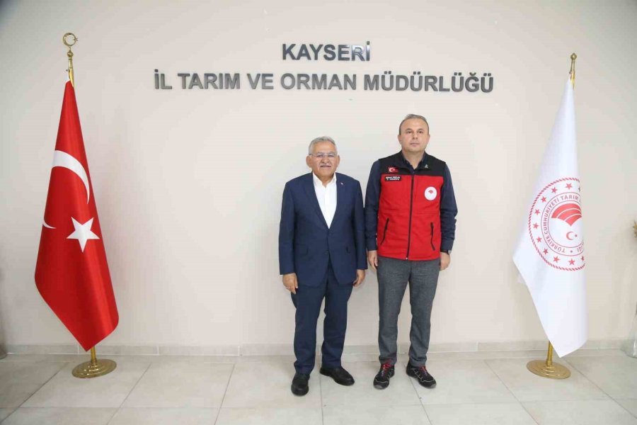 Başkan Büyükkılıç’tan İl Tarım Ve Orman Müdürü Saklav’a Hayırlı Olsun Ziyareti