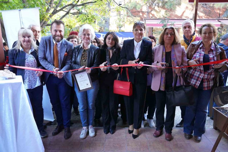 1. Tepebaşı Uçan Süpürge Kadın Filmleri Festivali Sona Erdi