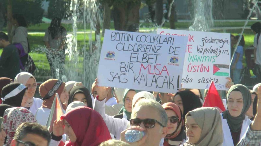 Beyaz Önlüklüler Gazze İçin Ayakta