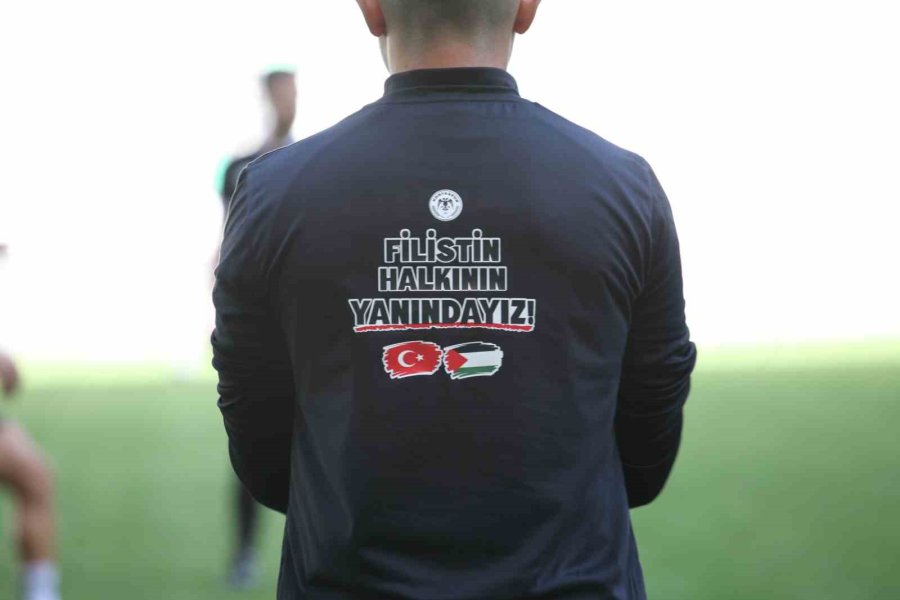 Konyaspor - Pendikspor Maçında İsrail Protesto Edildi