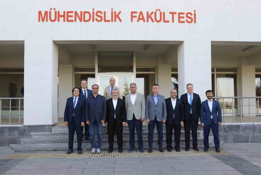 Ösym Başkanı Prof. Dr. Ersoy, Erü’yü Ziyaret Etti