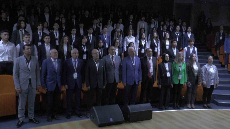 Tekden Fen Ve Anadolu Lisesi’nde ‘munex’23’ Konferansı