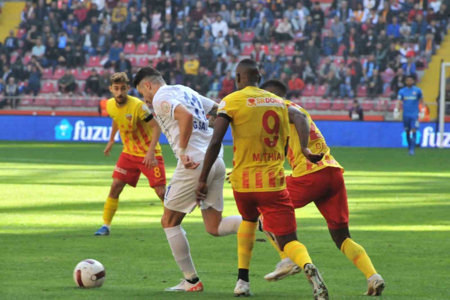 Trendyol Süper Lig: Kayserispor: 1 - Çaykur Rizespor: 0 (ilk Yarı)