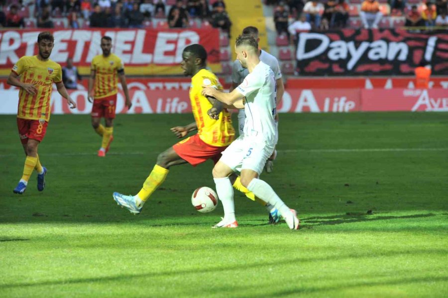 Trendyol Süper Lig: Kayserispor: 3 - Ç. Rizespor: 1 (maç Sonucu)
