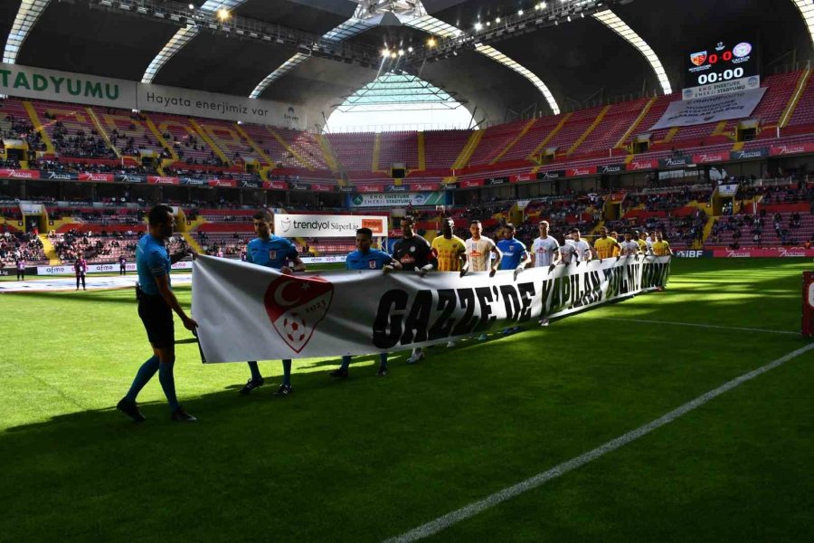 Trendyol Süper Lig: Kayserispor: 0 - Çaykur Rizespor: 0 (maç Devam Ediyor)