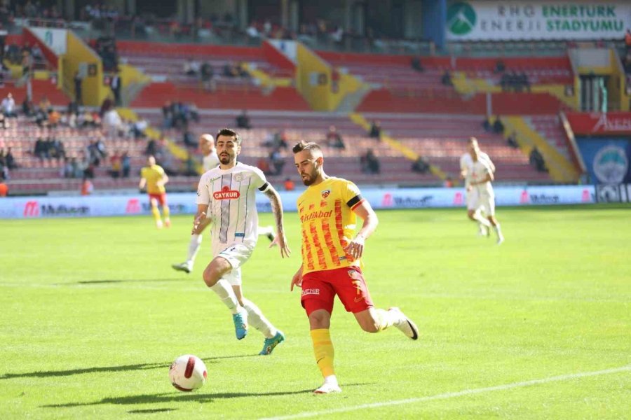 Trendyol Süper Lig: Kayserispor: 0 - Çaykur Rizespor: 0 (maç Devam Ediyor)