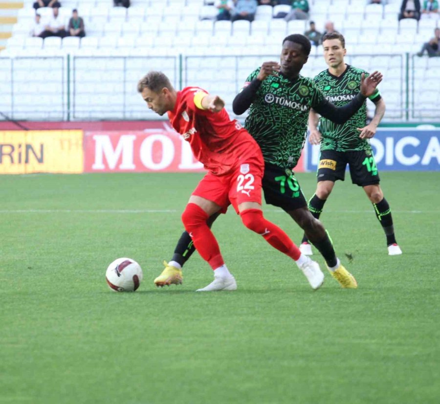 Trendyol Süper Lig: Konyaspor: 0 - Pendikspor: 0 (ilk Yarı)
