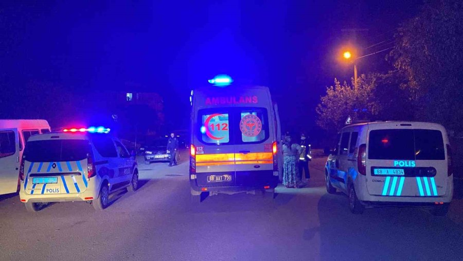 Akrabaların Silahlı Sopalı Yevmiye Kavgası Kamerada: 9 Yaralı