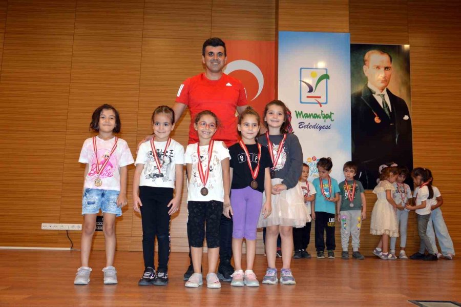 Manavgat Belediyesi’nden Cumhuriyetin 100. Yılına Özel Satranç Turnuvası