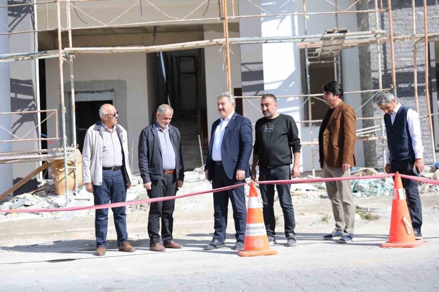 Şirintepe Mahallesinin Kütüphanesi Ve İkinci Bahar Evi’nde Sona Doğru