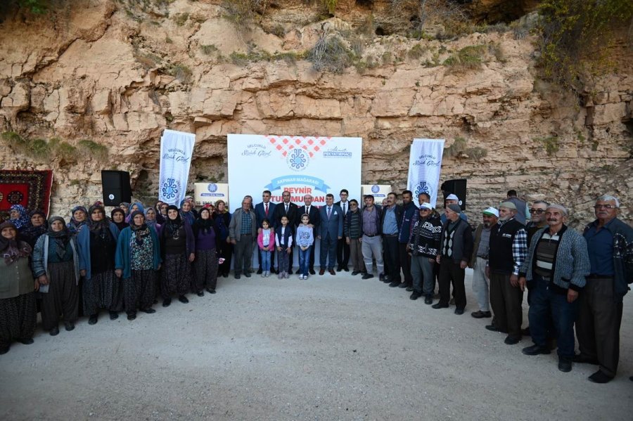 Selçuklu Belediyesi Kırsal Kalkınmaya Destek Olmaya Devam Ediyor