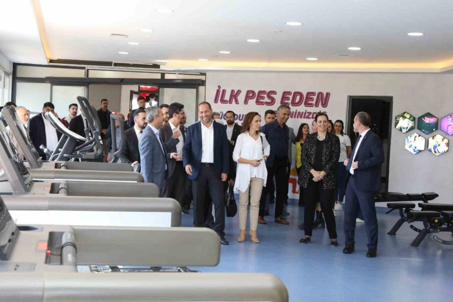 Niğde’de Kızıl Elma Yaşam Merkezi’nin Açılışı Yapıldı