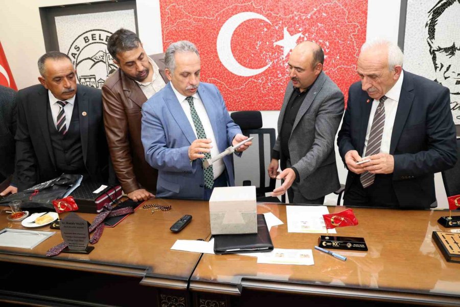 Talas’ta ’cumhuriyet’ Temalı Muhtarlar Toplantısı