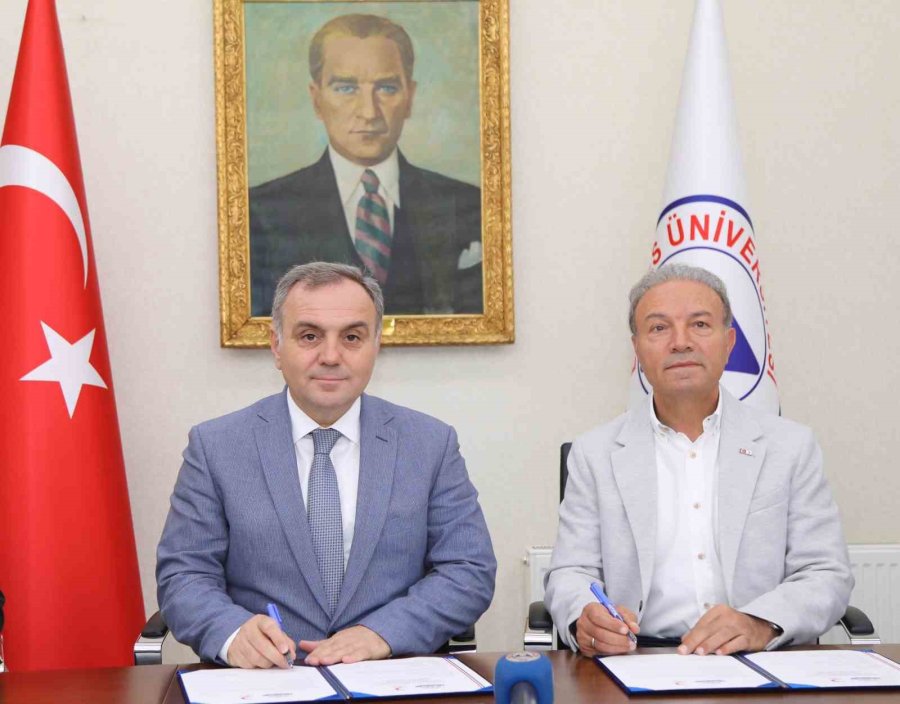 Erü İle Kızılay Arasında Protokol İmzalandı