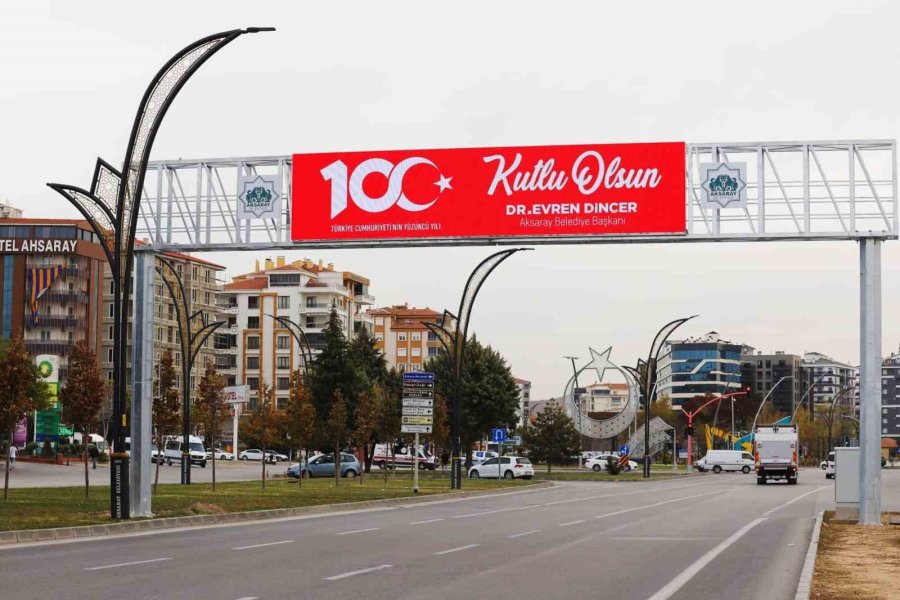 Aksaray Belediyesi, Cadde Ve Sokakları Türk Bayrakları İle Donatıyor