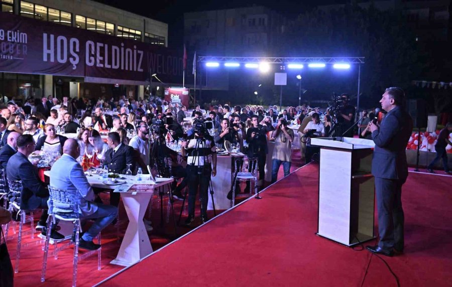 Kaleiçi Old Town Festivali’ne Muhteşem Gala