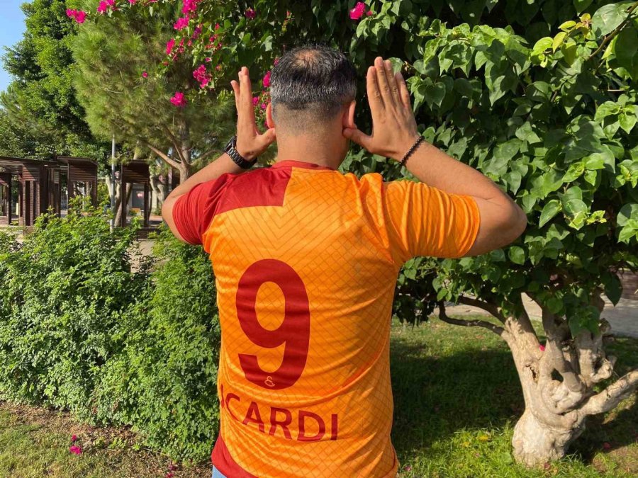 Galatasaray Sevdası İşinden Etti