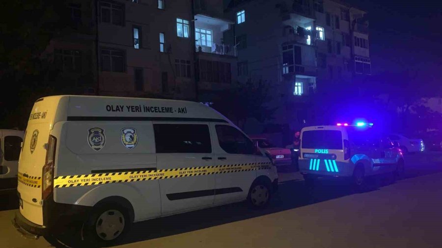 Karaman’da Oğlu Tarafından Bıçaklanan Baba Hayatını Kaybetti