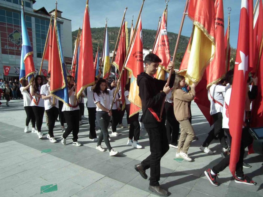 Akşehir’de Cumhuriyet’in 100. Yılı Çeşitli Etkinliklerle Kutlandı