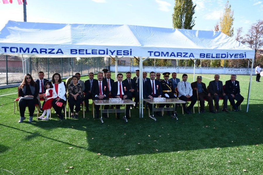 Cumhuriyetin 100. Yılı Tomarza’da Coşkuyla Kutlandı
