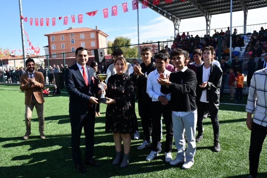 Cumhuriyetin 100. Yılı Tomarza’da Coşkuyla Kutlandı