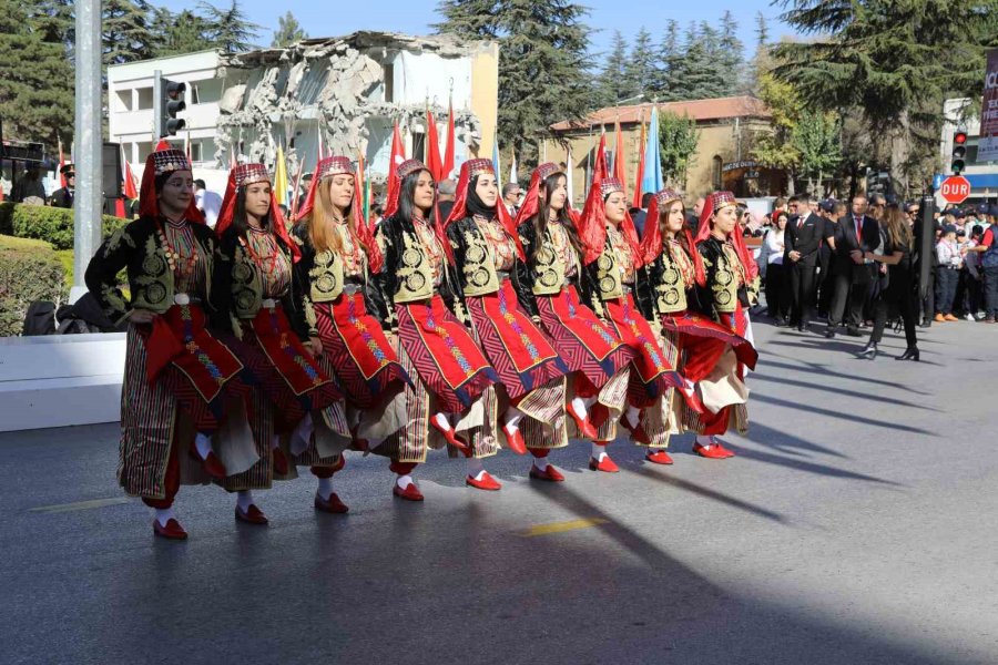 Niğde’de Cumhuriyet Bayramı Coşkuyla Kutlandı