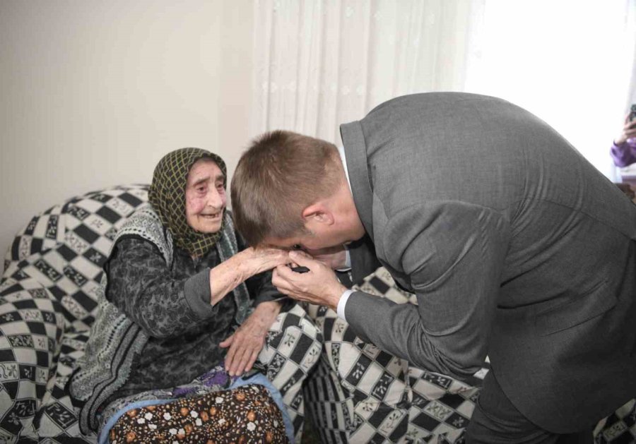 Karaman’da Cumhuriyet’in ’asırlık Çınarları’ Ziyaret Edildi