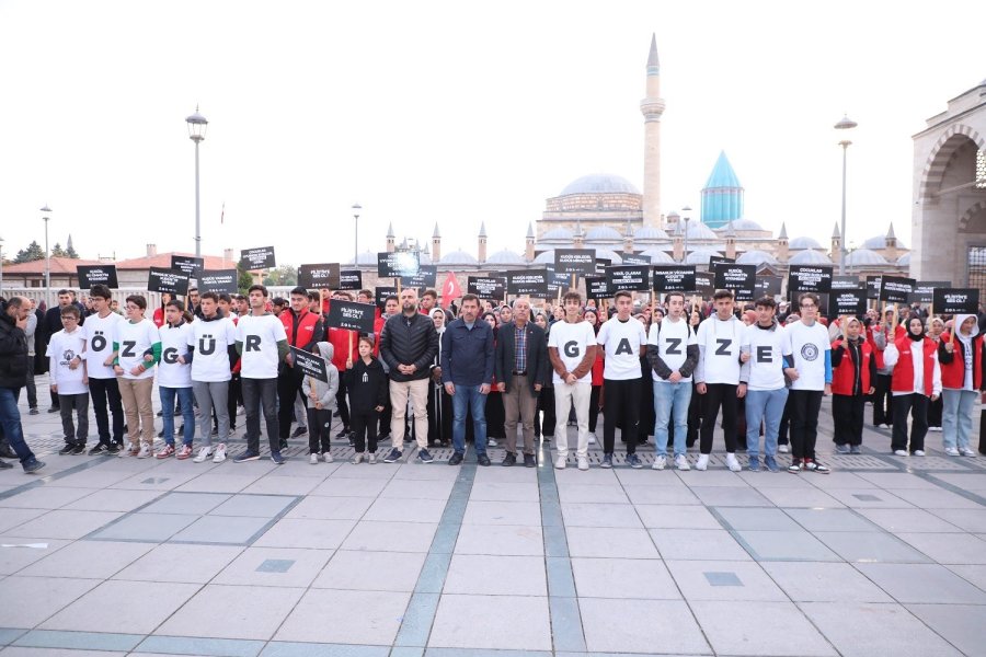 Karatay Kent Konseyi, İsrail’in Filistin’e Olan Zulmünü Proteste Etti