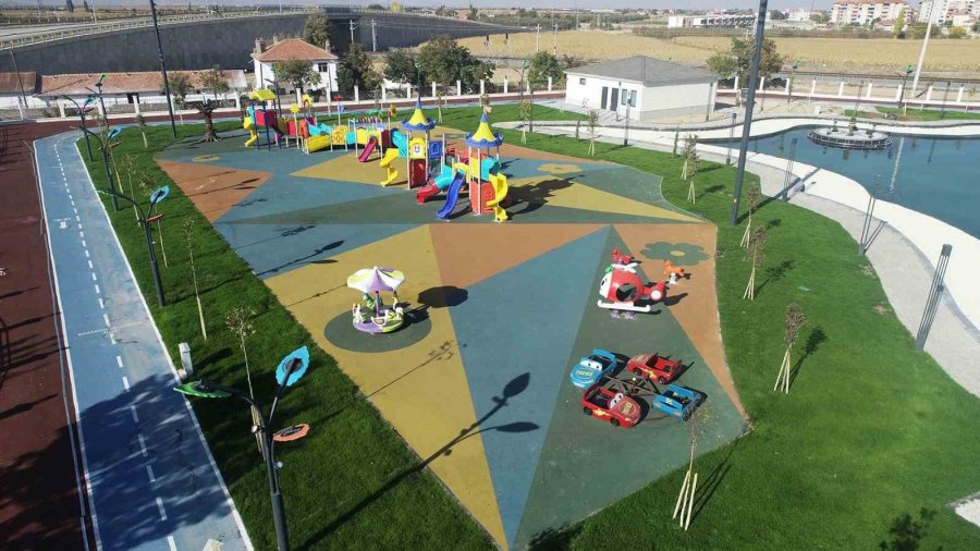 Karaman’ın Yeni Şehir Parkı Hizmete Açıldı