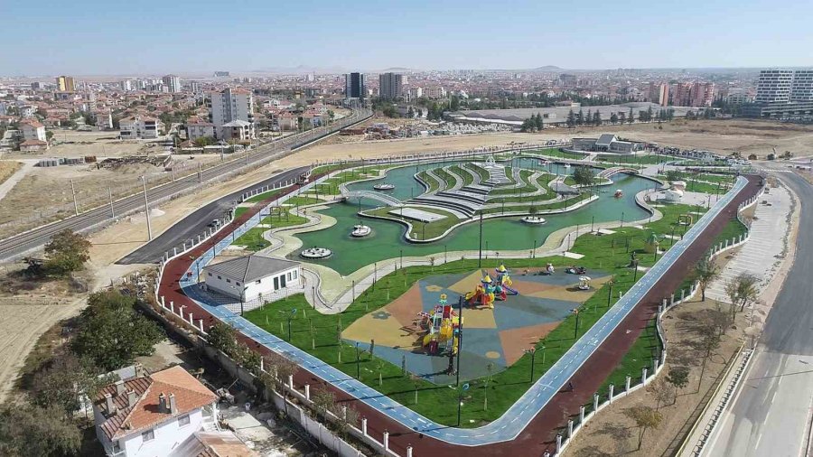 Karaman’ın Yeni Şehir Parkı Hizmete Açıldı