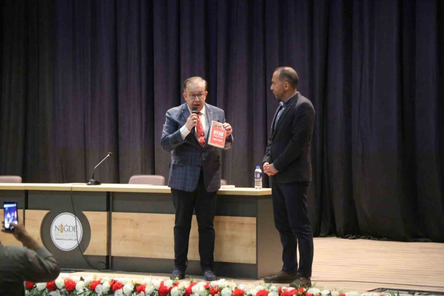 Niğde’de Kitap Fuarı’na Büyük İlgi