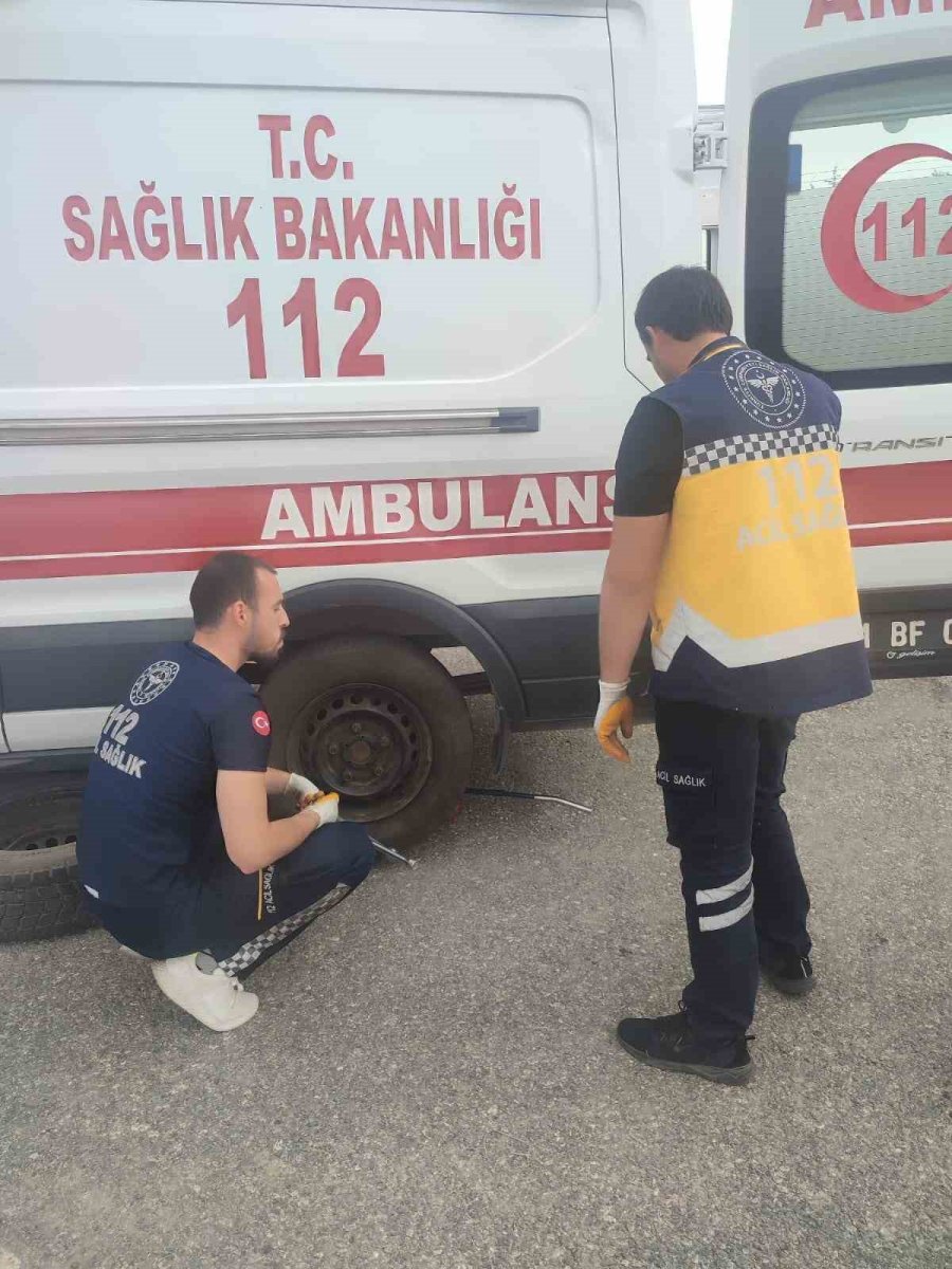 Niğde’de Uygulamalı Ambulans Sürüş Güvenliği Eğitimi Verildi