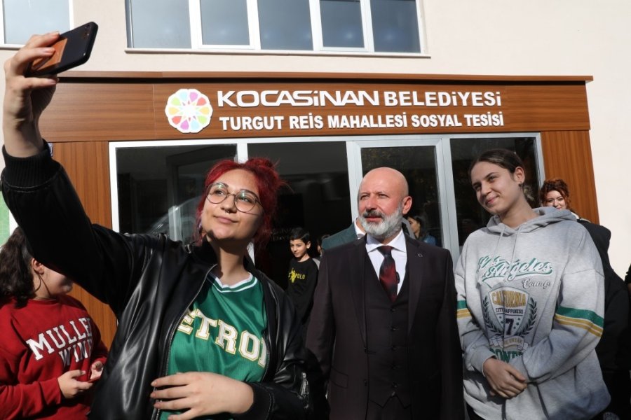 Başkan Çolakbayrakdar: "evlatlarımızın Fiziksel Ve Zihinsel Gelişimine Katkı Sağlıyoruz"