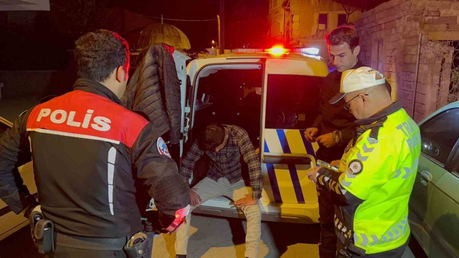 Aksaray Sokaklarında Polis-şüpheli Kovalamacası