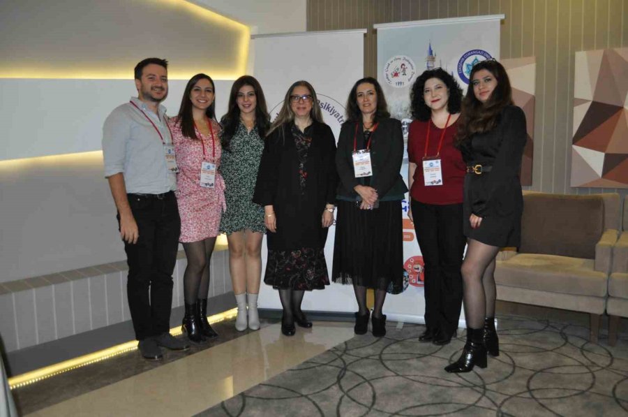 Ruh Sağlığı Uzmanları Akran Zorbalığı Ve Siber Zorbalık İçin Bir Araya Geldi