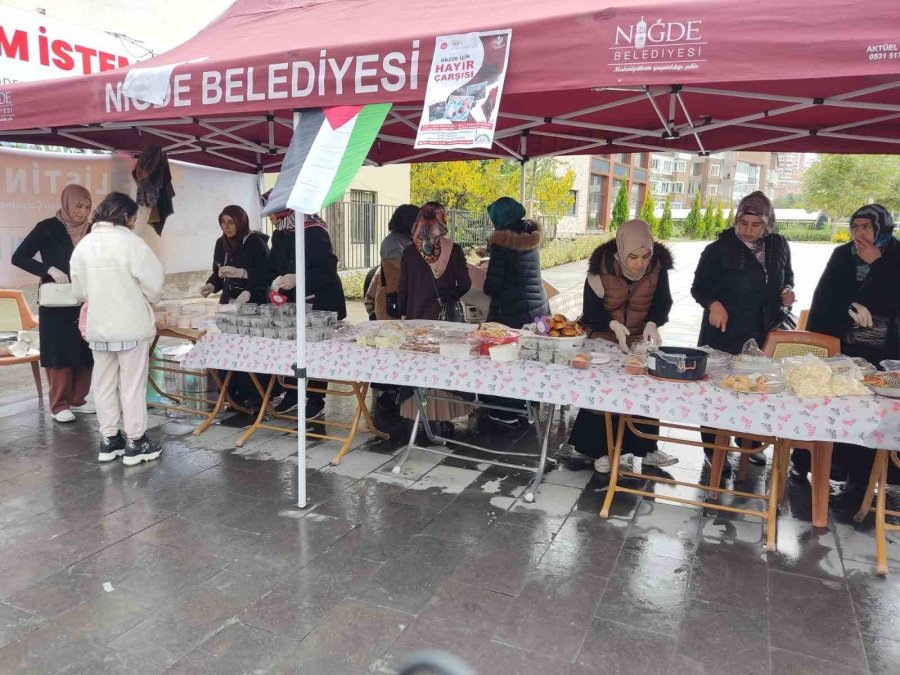 Niğde’de Filistin İçin ‘hayır Çarşısı’ Açıldı