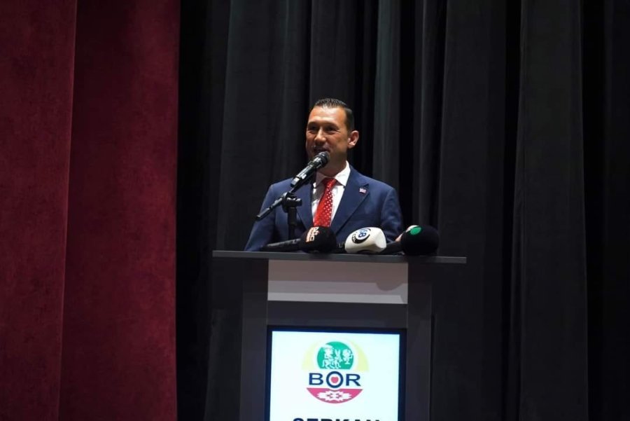 Bor Belediyesi Tarafından İlçeye Kültür Merkezi Ve Sinema Salonu Kazandırıldı