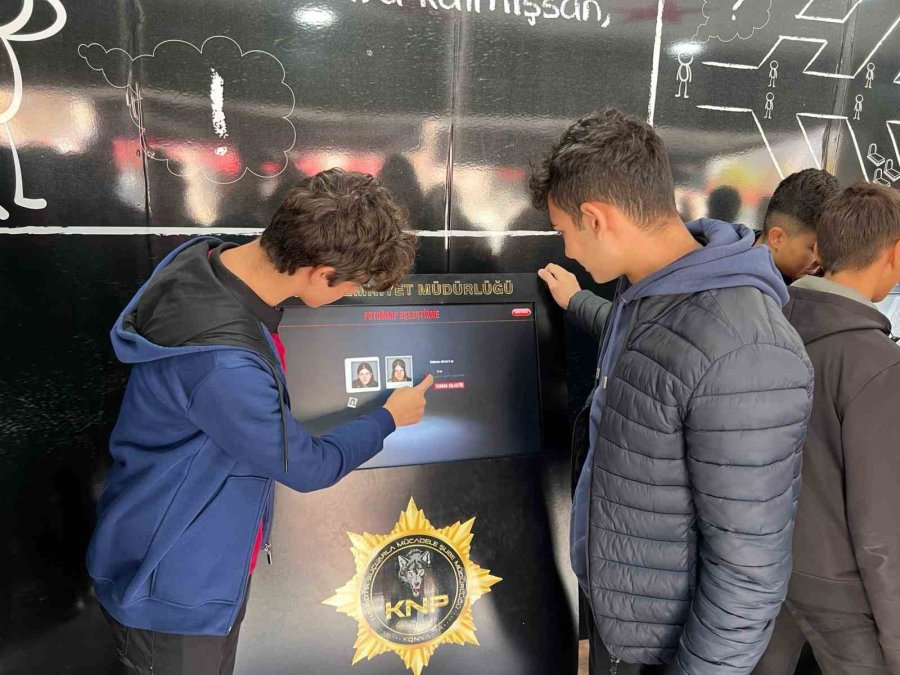 Narko Tır Aksaray’da Vatandaşları Bilinçlendirdi