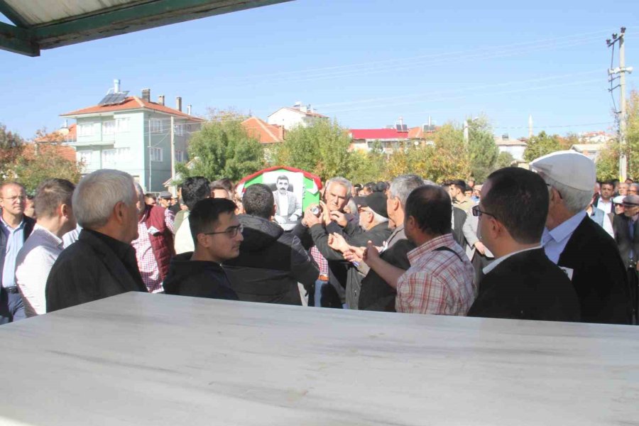 Trafik Kazasında Hayatını Kaybeden İş-kur Müdürü Toprağa Verildi