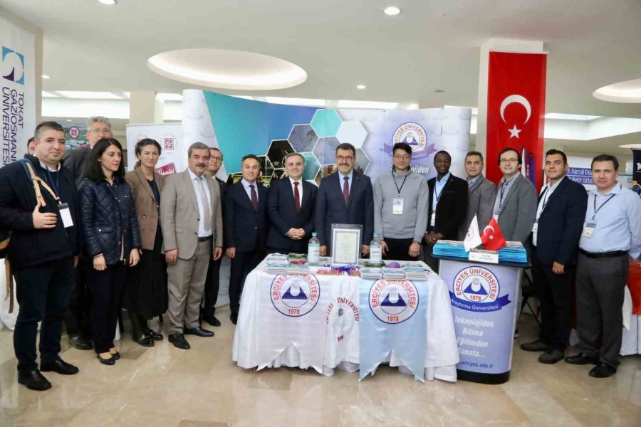 Aüb Tarafından 2. Ar-ge Proje Pazarı Ve Üniversite Tanıtım Günleri Düzenlendi