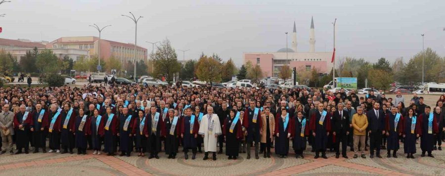 Büyük Önder Atatürk Esogü’de Anıldı